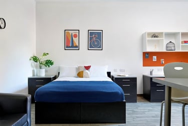 Platinum Plus Studio - Image 13