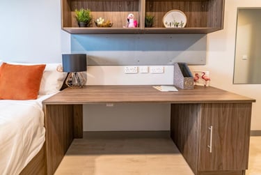 Standard Ensuite at Scotway House, 165 Castlebank Street, Broomhill, Glasgow, G116EU - Image 3