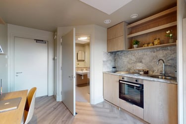 1 bed house, Ashby Road, City Centre, Loughborough, LE113AG - Image 1