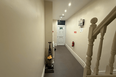 6 bed house, Ridgeway Terrace, Rampart Road, Leeds, LS62HU - Image 7