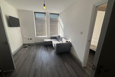 1 bed house, Ashby Road, City Centre, Loughborough, LE113AA - Image 12