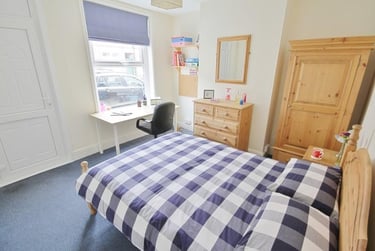 5 bed house, Station Street, City Centre, Loughborough, LE115EF - Image 4