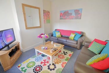 5 bed house, Leopold Street, City Centre, Loughborough, LE115DW - Image 4