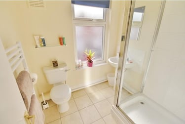 5 bed house, Leopold Street, City Centre, Loughborough, LE115DW - Image 9
