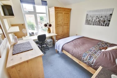 5 bed house, Burleigh Road, City Centre, Loughborough, LE113BA - Image 5