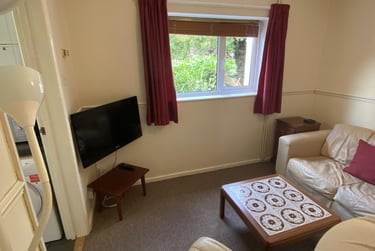 4 bed house, New Ashby Road, City Centre, Loughborough, LE114ET - Image 10