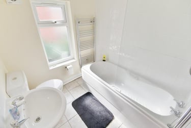 6 bed house, William Street, City Centre, Loughborough, LE113BX - Image 11