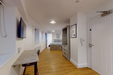 1 bed house, Lemyngton Street, City Centre, Loughborough, LE111UH - Image 1