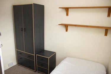 4 bed house, Sharpley Road, City Centre, Loughborough, LE114PL - Image 6