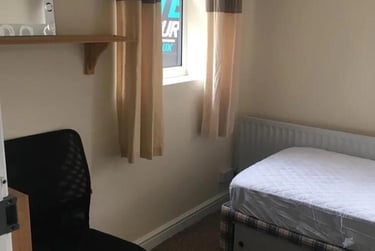 4 bed house, Sharpley Road, City Centre, Loughborough, LE114PL - Image 7