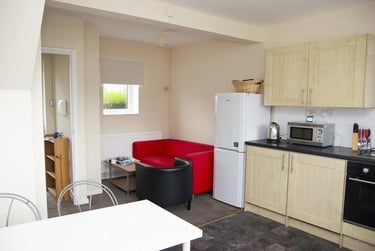 5 bed house, Sharpley Road, City Centre, Loughborough, LE114PW - Image 3