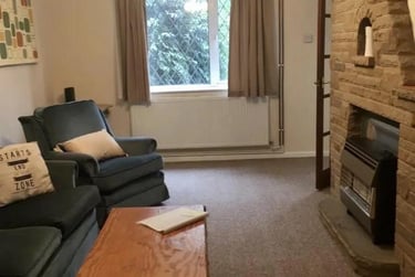 4 bed house, New Ashby Road, City Centre, Loughborough, LE114EX - Image 1