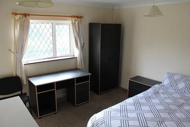 4 bed house, New Ashby Road, City Centre, Loughborough, LE114EX - Image 5