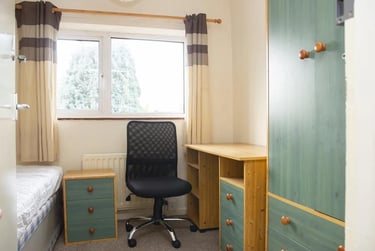 4 bed house, Hermitage Road, City Centre, Loughborough, LE114PF - Image 6