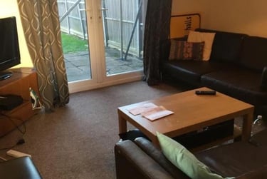 6 bed house, Hermitage Road, City Centre, Loughborough, LE114PB - Image 2