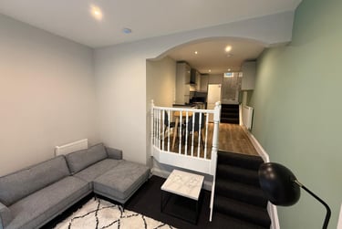 1 bed house, Hotwell Road, Southville, Bristol, BS84UB - Image 1