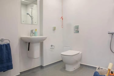 Deluxe Studio at Globe Works, 20 Cliveland Street, City Centre, Birmingham, B193SH - Image 6