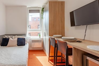 Premium Studio at Globe Works, 20 Cliveland Street, City Centre, Birmingham, B193SH - Image 1