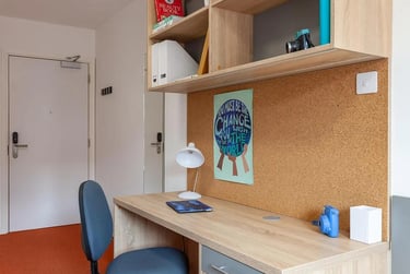 Premium Studio at Globe Works, 20 Cliveland Street, City Centre, Birmingham, B193SH - Image 4