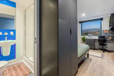 Two Bed Apartment at Hollis Wharf, Lower Bristol Road, Oldfield Park, Bath, BA21FH - Image 7