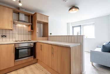 6 bed house, 1 Falconar Street, City Centre, Newcastle, NE21UY - Image 1