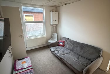 3 bed house, Warners Lane, City Centre, Loughborough, LE111UL - Image 1