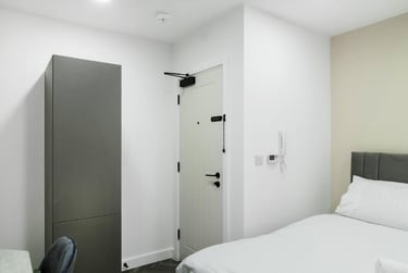 4 bed house, Bridlesmith Gate, Lace Market, Nottingham, NG12GR - Image 3