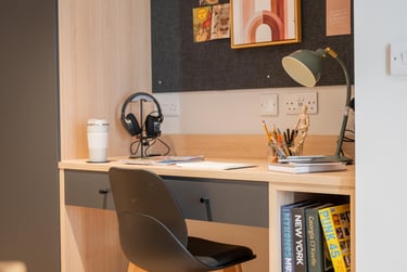 Classic Studio, Lower Tower - Image 29