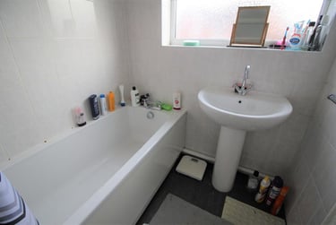 4 bed house, Ingham Grove, Lenton, Nottingham, NG72LQ - Image 4