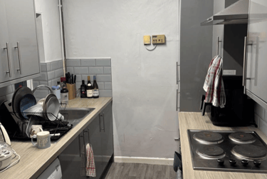 3 bed house, Cumberland Road, City Centre, Loughborough, LE115DE - Image 2