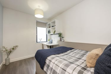 4 Bed Ensuite - Image 2