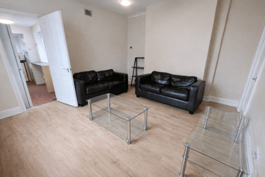 3 bed house, Khartoum Road, Sharrowvale, Sheffield, S118RD - Image 1