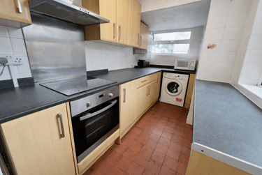 3 bed house, Khartoum Road, Sharrowvale, Sheffield, S118RD - Image 2