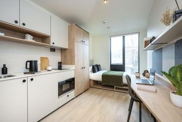 Premium Studio - Image 2