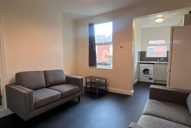 4 bed house, Shoreham Street, Heeley, Sheffield, S24FB - Image 1