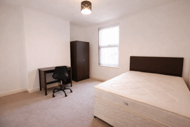 3 bed house, Shoreham Street, Heeley, Sheffield, S24FB - Image 3