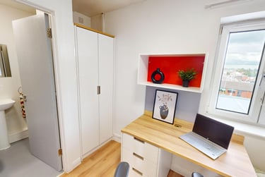 Bronze Ensuite at MSV South, 357a Great Western Street, Fallowfield, Manchester, M144AH - Image 2