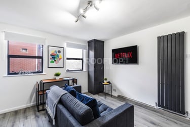 2 bed house, Queens Road, Hyde Park, Leeds, LS61HY - Image 4