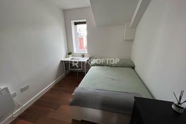 2 bed house, Royal Park Road, Hyde Park, Leeds, LS61FR - Image 13