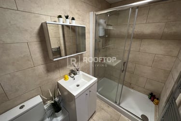 2 bed house, Royal Park Road, Hyde Park, Leeds, LS61FR - Image 7