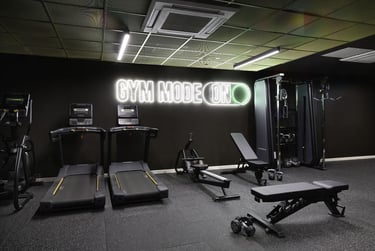 Classic Plus Studio - Image 9