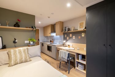 Premium Studio Plus, Standard floors at Fusion Liverpool, 5 Upper Duke Street, City Centre, Liverpool, L19DU - Image 8