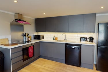 3 bed house, Portland Street, Clifton, Bristol, BS84JH - Image 2