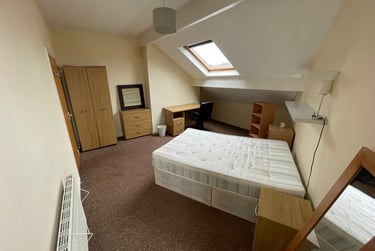 3 bed house, Beechwood Crescent, Burley, Leeds, LS42LL - Image 7