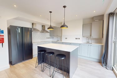 6 bed house, Braemar Avenue, Northville, Bristol, BS70TB - Image 2