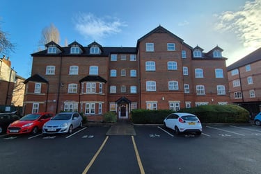 2 bed house, Wilmslow Road, Fallowfield, Manchester, M204NN - Image 1