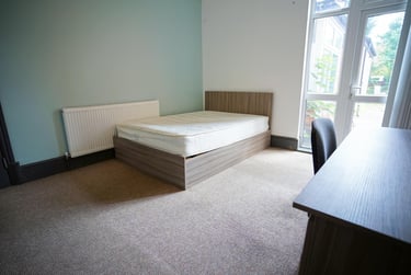 6 bed house, Royland Road, City Centre, Loughborough, LE112EH - Image 4