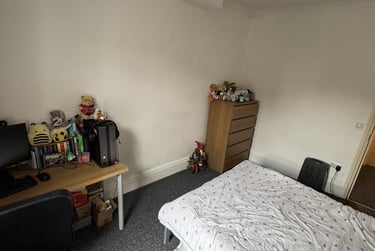 5 bed house, Beeston Road, Dunkirk, Nottingham, NG72JR - Image 4