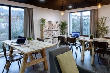 true Apartment - 5 Bedrooms - Image 32