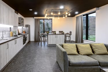 true Apartment River View - Image 10